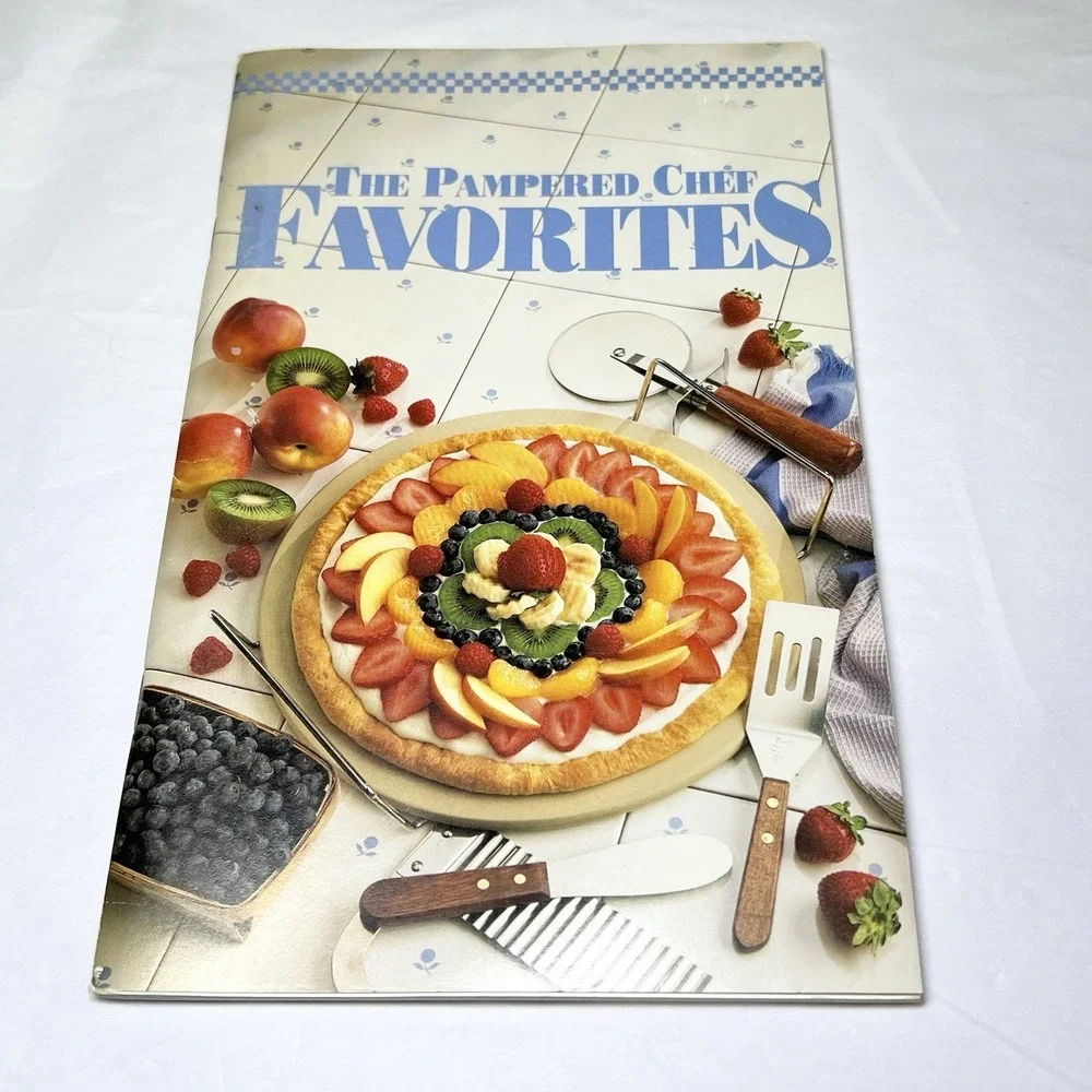 Vintage The Pampered Chef Favorites Cookbook 1992 Recipes‎ Meal Time Food Prep